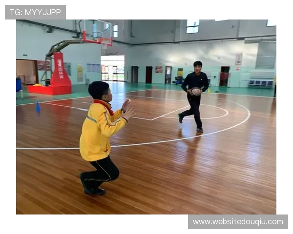 斗球体育手机版官方正版免费下载让你轻松体验真实体育竞技乐趣